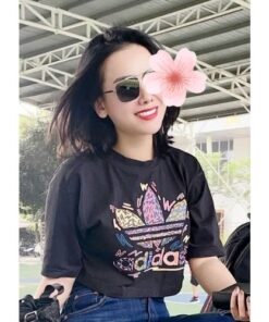 Nhung Đoan bánh mật khỏe khoắn, cười duyên muốn Tìm số điện thoại gái