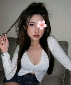 Diệp Di - tiếp viên nhẹ nhàng, nhưng cũng từng ly dị chồng cần tìm bạn trai