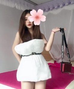 Lê Mỹ Yên - Thần thái kiêu sa nhưng đôi khi cũng là một Máy bay bà già