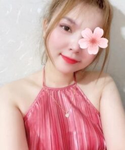 Phạm Hà Nhậm - Bác sĩ nhỏ nhắn nhưng thích làm Máy bay bà già