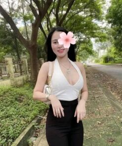 Đan Linh thon thả, kế toán lạnh ngoài nhưng là phụ nữ cô đơn tìm bạn zalo